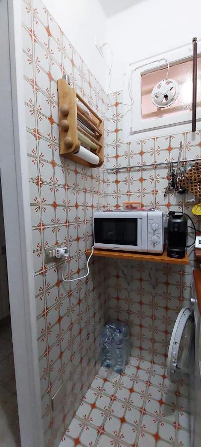 Ampio Monolocale Con Terrazzo - A 2 Passi Dal Mare Apartamento Latte Exterior foto